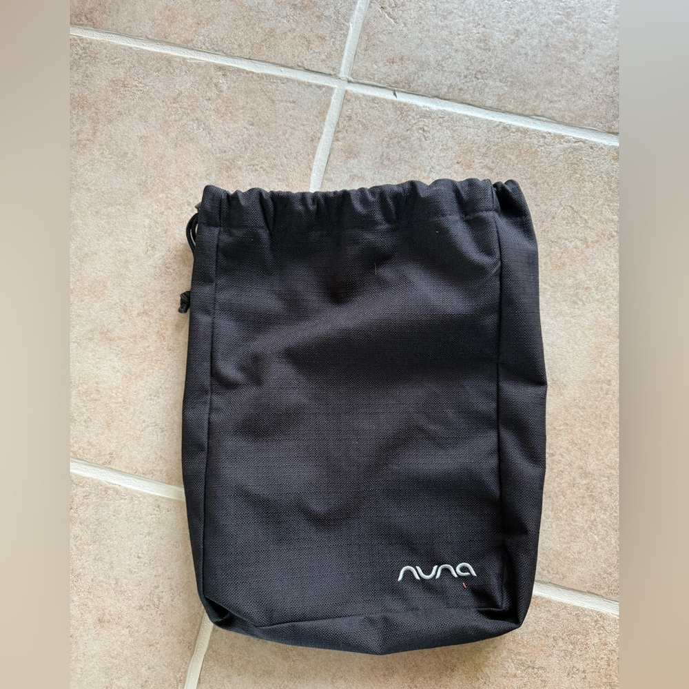 Nuna medium/ large  drawstring bag 16” tall 13” wide black